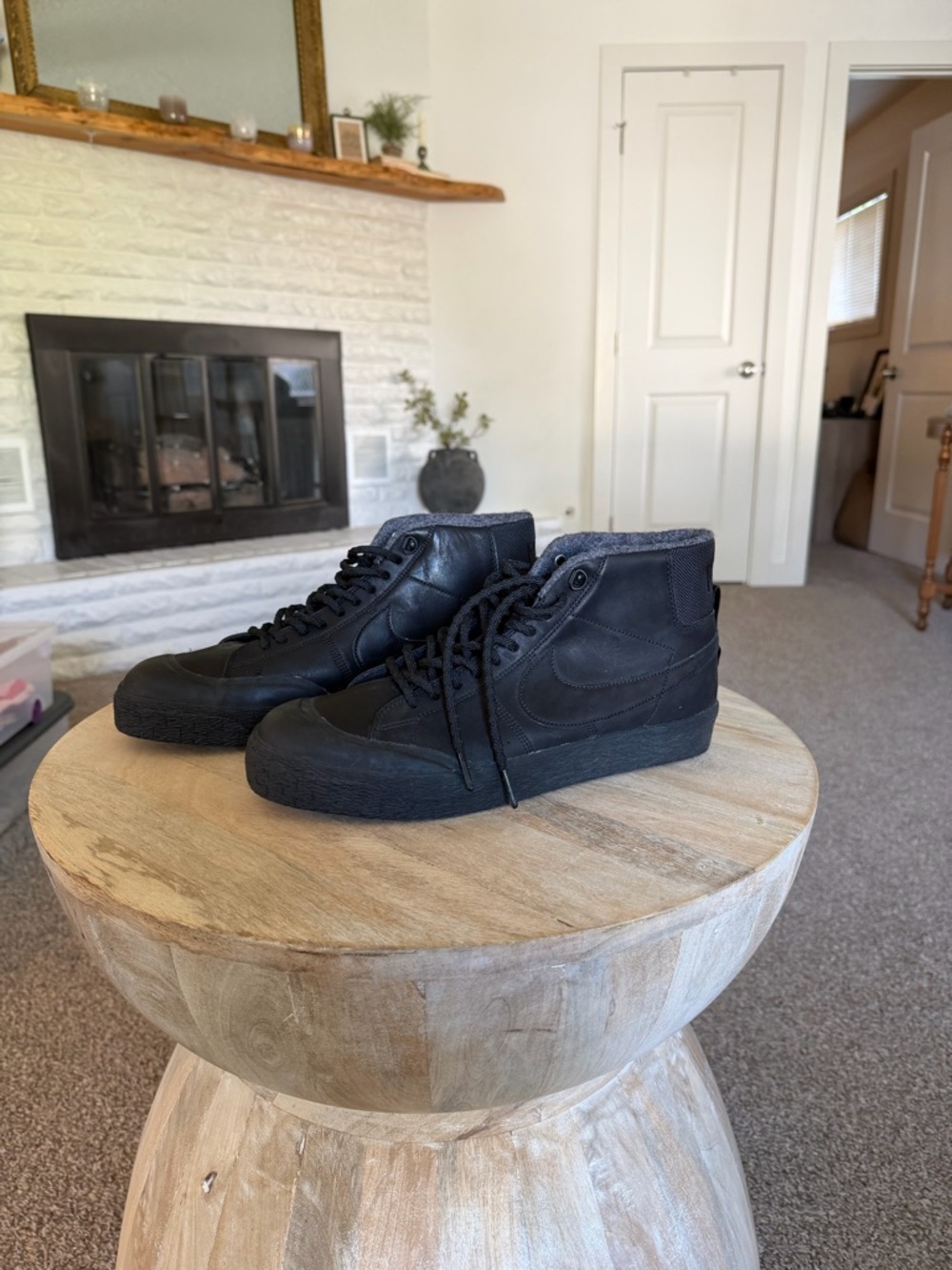 Nike SB Blazer Mids - Size 11.5